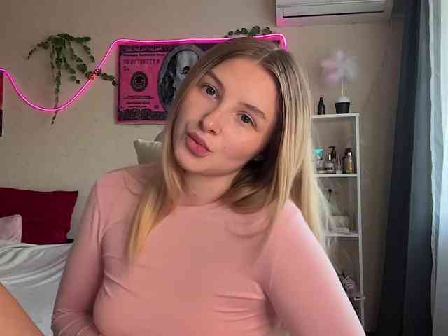 VictoriaMist webcam
