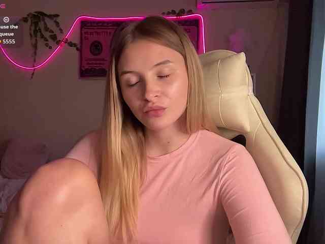 VictoriaMist webcam