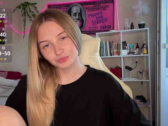 VictoriaMist webcam