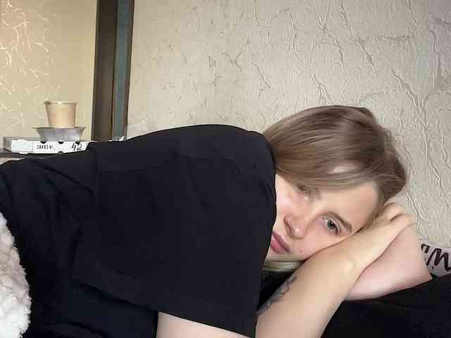 VictoriaMist webcam