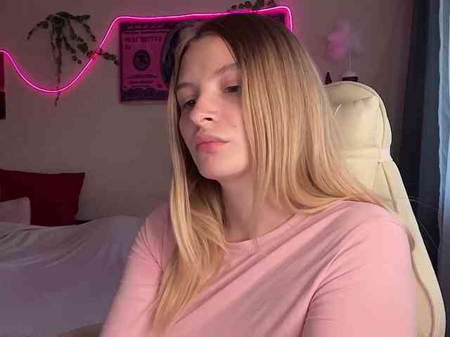 VictoriaMist webcam