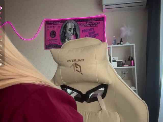 VictoriaMist webcam