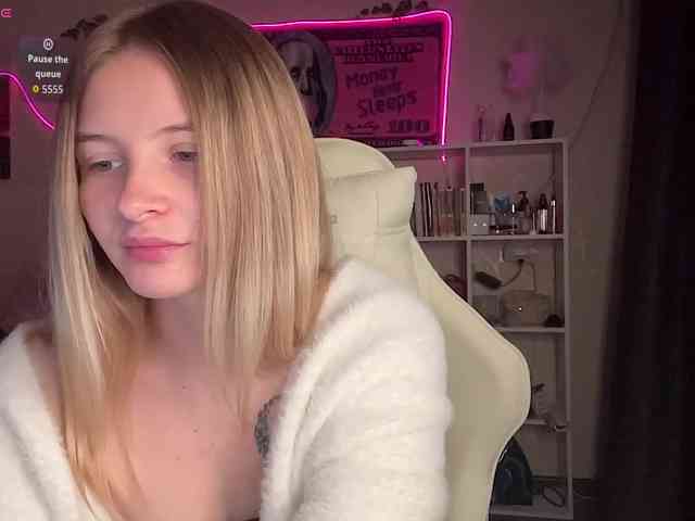 VictoriaMist webcam