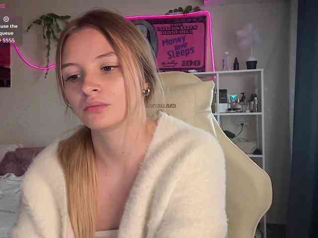 VictoriaMist webcam