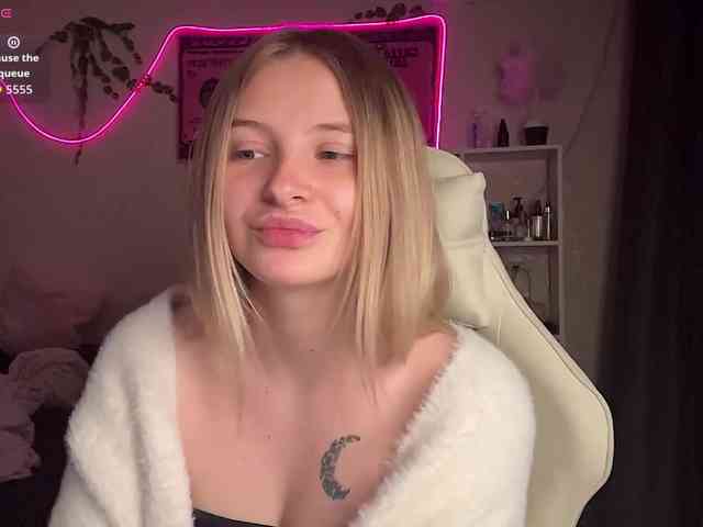 VictoriaMist webcam
