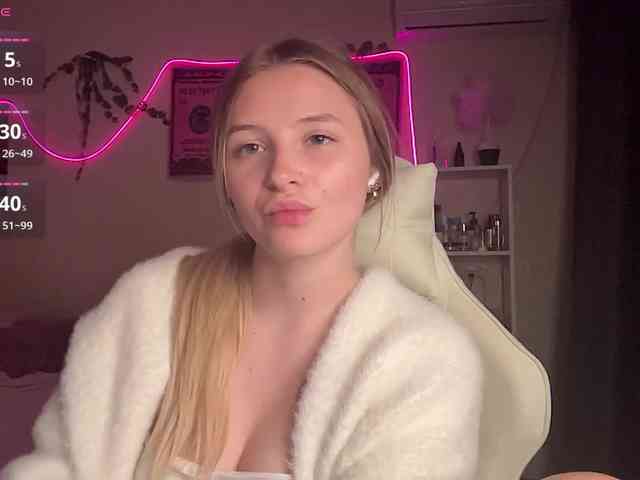 VictoriaMist webcam