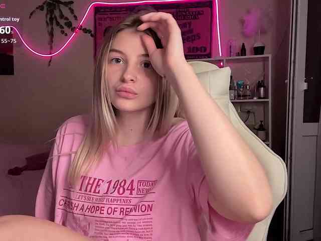 VictoriaMist webcam