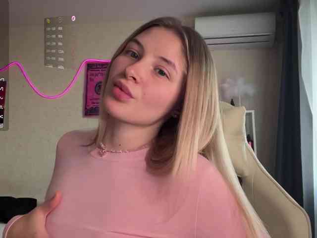 VictoriaMist webcam