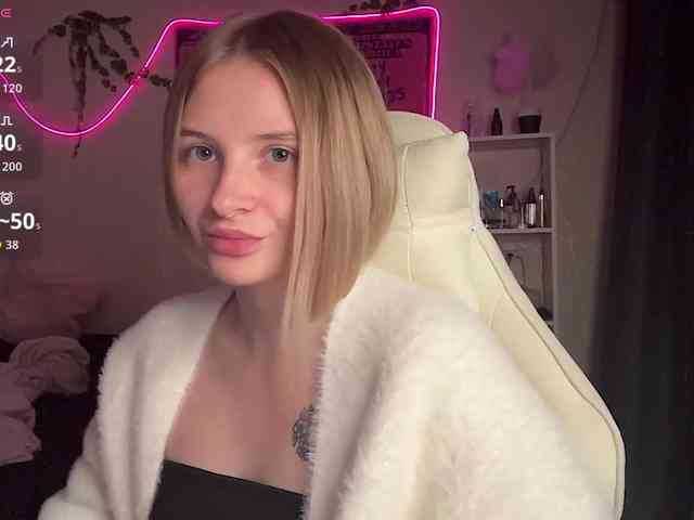 VictoriaMist webcam