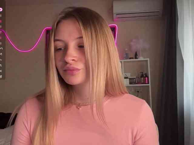 VictoriaMist webcam