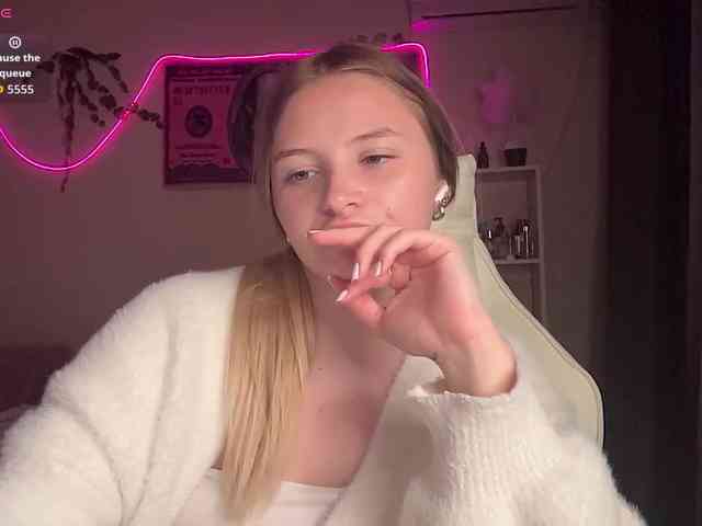 VictoriaMist webcam