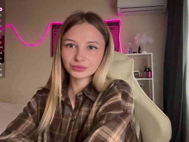 VictoriaMist webcam