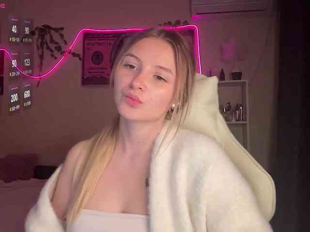 VictoriaMist webcam