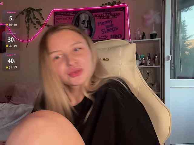 VictoriaMist webcam