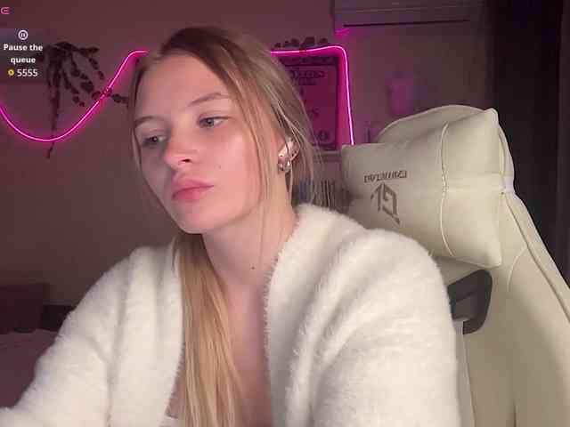 VictoriaMist webcam