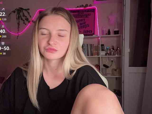 VictoriaMist webcam