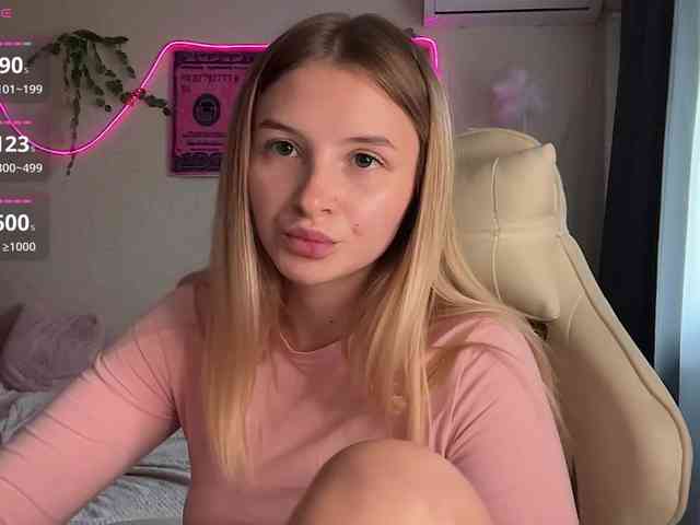 VictoriaMist webcam