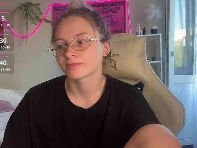 VictoriaMist webcam