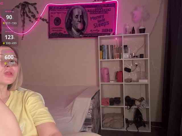 VictoriaMist webcam
