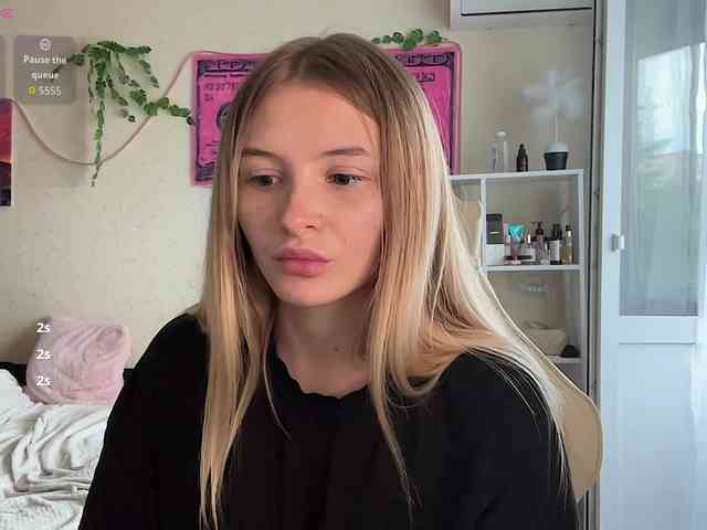 VictoriaMist webcam