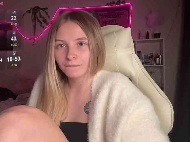 VictoriaMist webcam