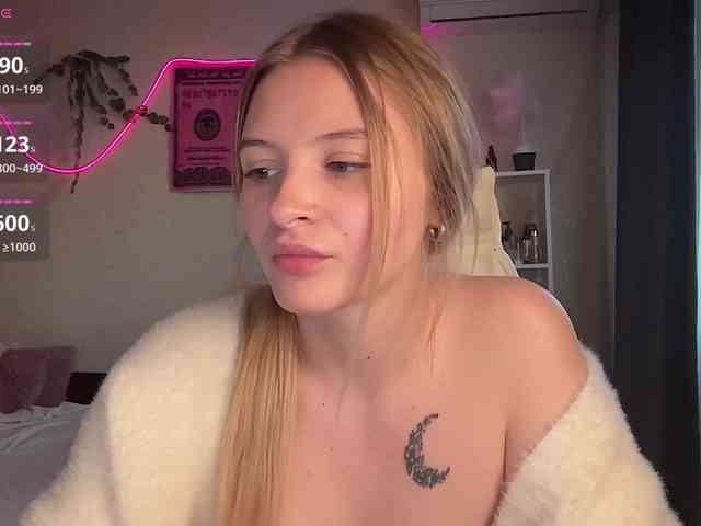 VictoriaMist webcam