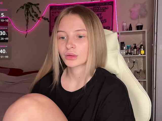 VictoriaMist webcam