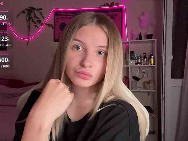 VictoriaMist webcam