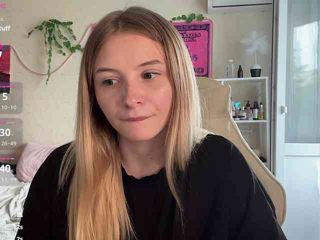 VictoriaMist webcam