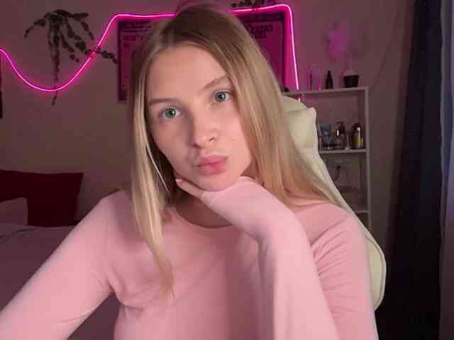 VictoriaMist webcam