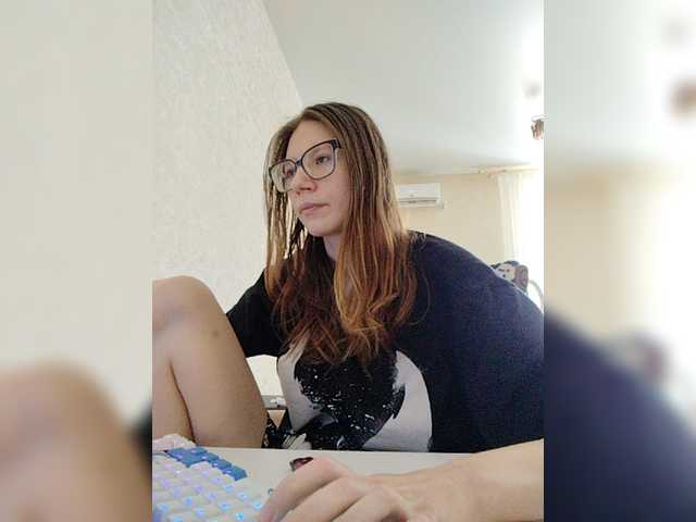 KittyMiracle live cam on BongaCams