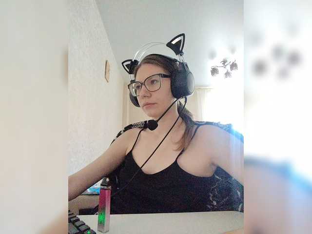 KittyMiracle live cam on BongaCams
