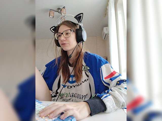 KittyMiracle live cam on BongaCams