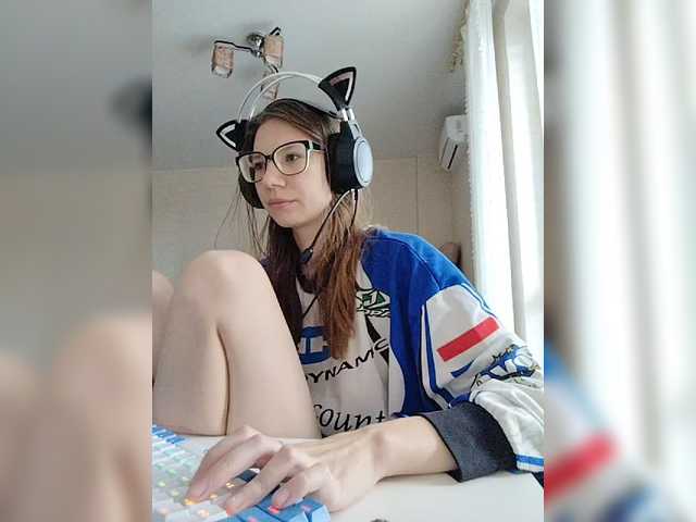 KittyMiracle live cam on BongaCams
