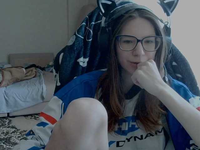 KittyMiracle live cam on BongaCams