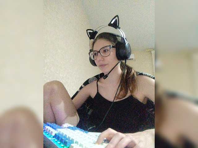 KittyMiracle live cam on BongaCams