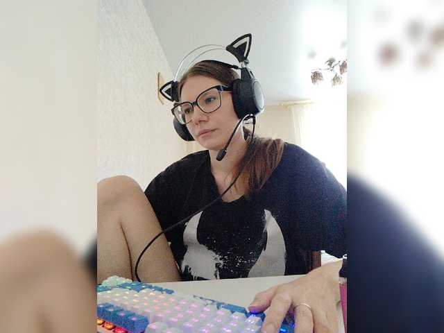 KittyMiracle live cam on BongaCams