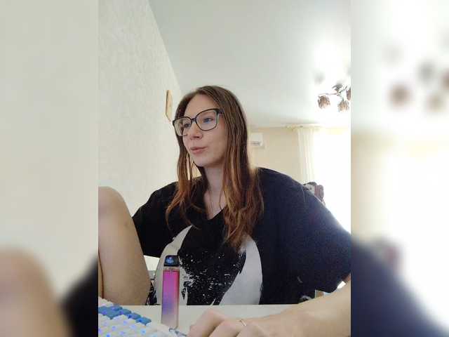 KittyMiracle live cam on BongaCams