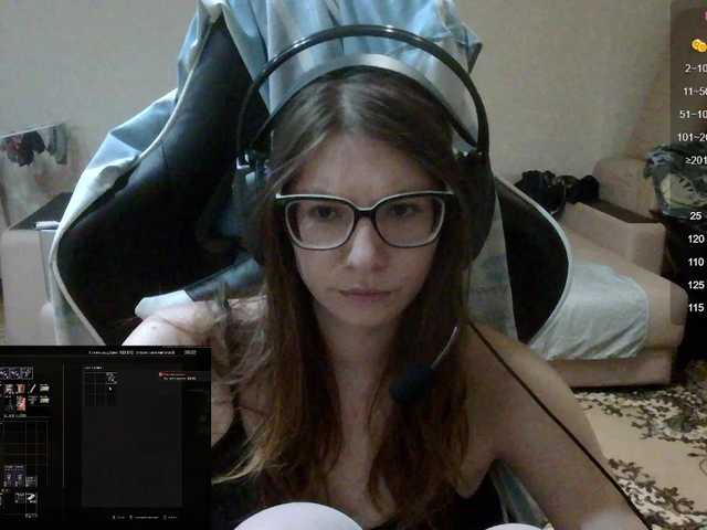 KittyMiracle live cam on BongaCams