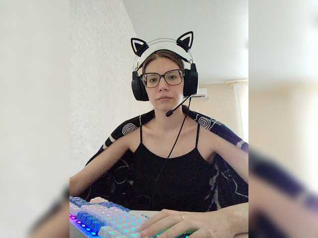 KittyMiracle live cam on BongaCams