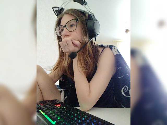 KittyMiracle live cam on BongaCams