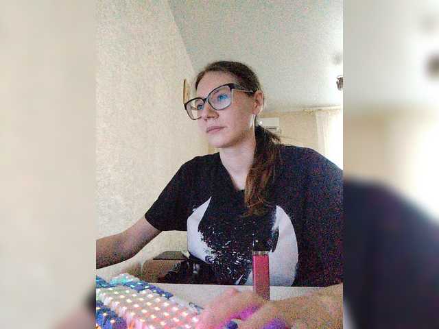 KittyMiracle live cam on BongaCams