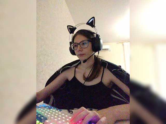 KittyMiracle live cam on BongaCams