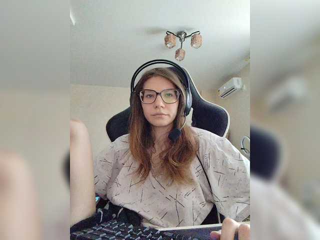 KittyMiracle live cam on BongaCams