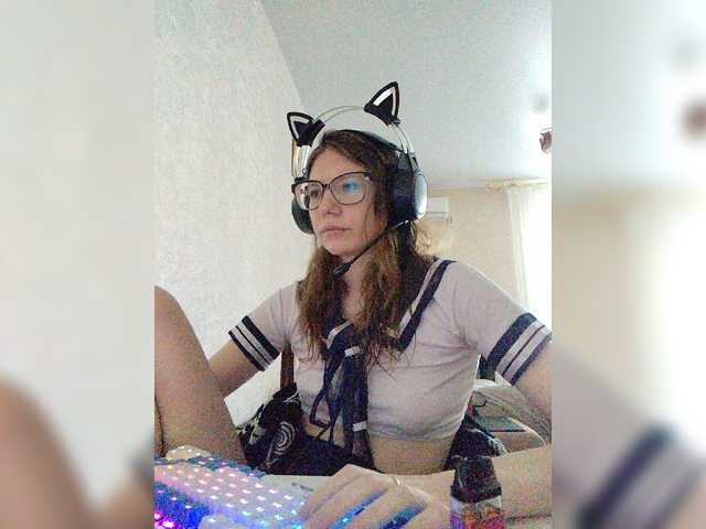 KittyMiracle live cam on BongaCams