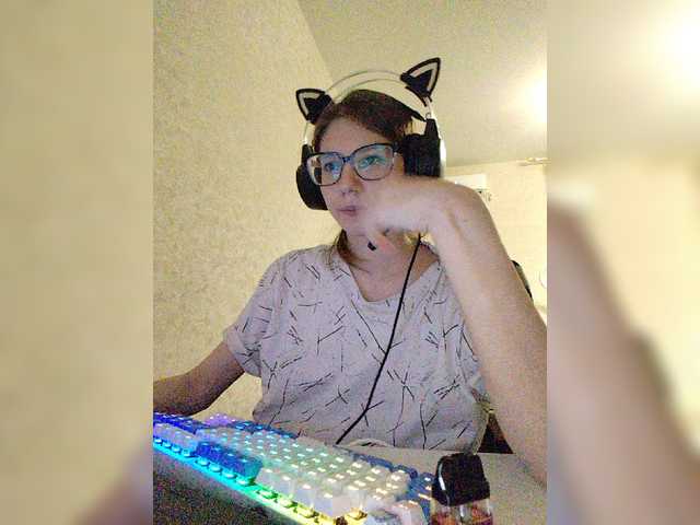 KittyMiracle live cam on BongaCams