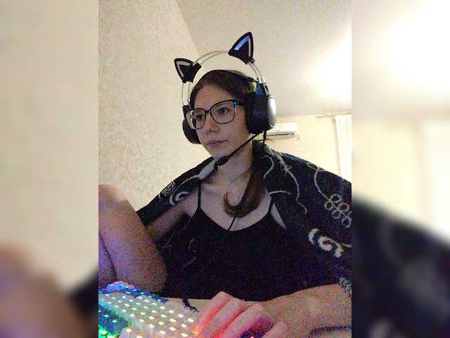 KittyMiracle live cam on BongaCams