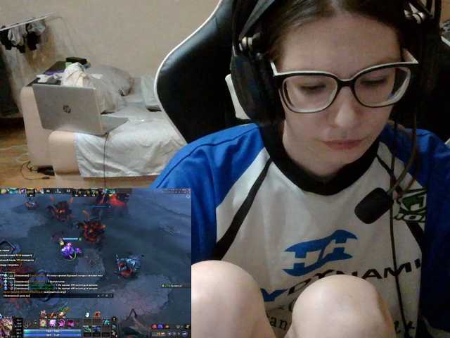KittyMiracle live cam on BongaCams