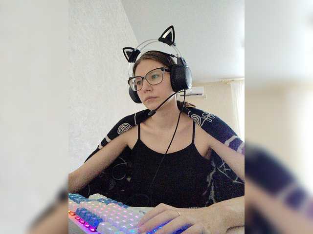KittyMiracle live webcam show