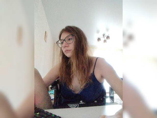 KittyMiracle live cam on BongaCams